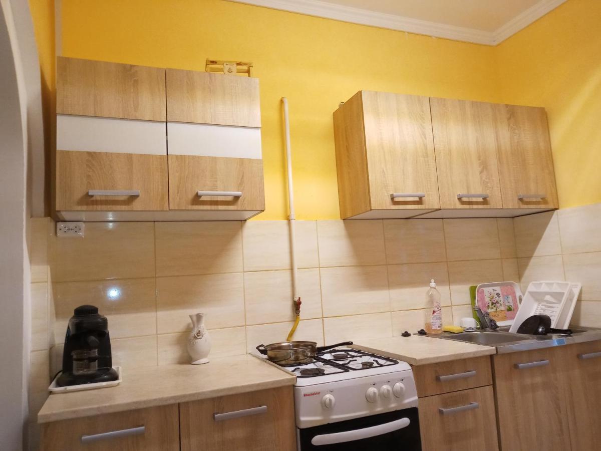 Napsugar Apartmanhaz บาลาตอนแลลเล ภายนอก รูปภาพ