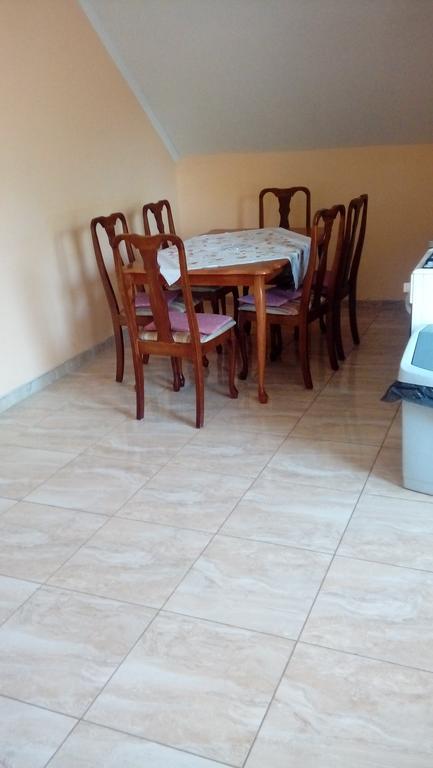 Napsugar Apartmanhaz บาลาตอนแลลเล ภายนอก รูปภาพ