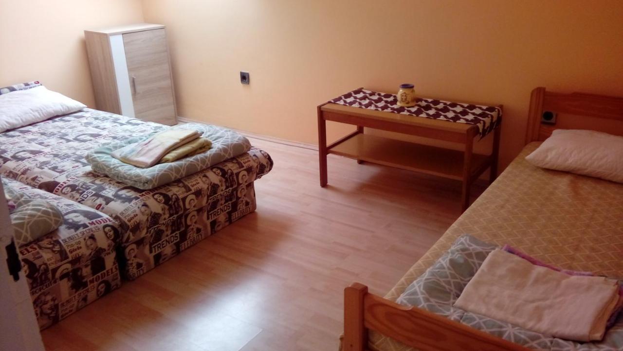 Napsugar Apartmanhaz บาลาตอนแลลเล ภายนอก รูปภาพ